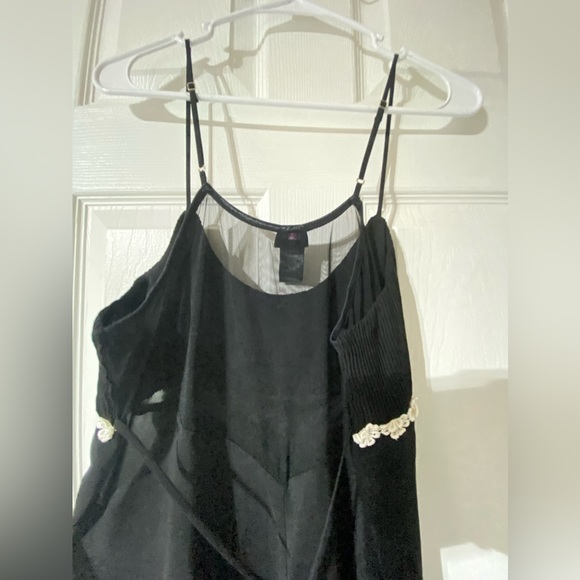 SECRET TREASURES black and white night gown Size XL♦️ - Picture 6 of 7